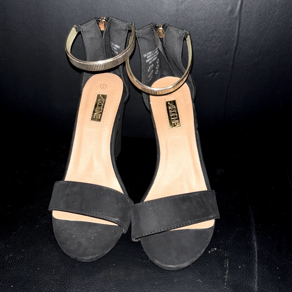 Black Ardene heels size 7